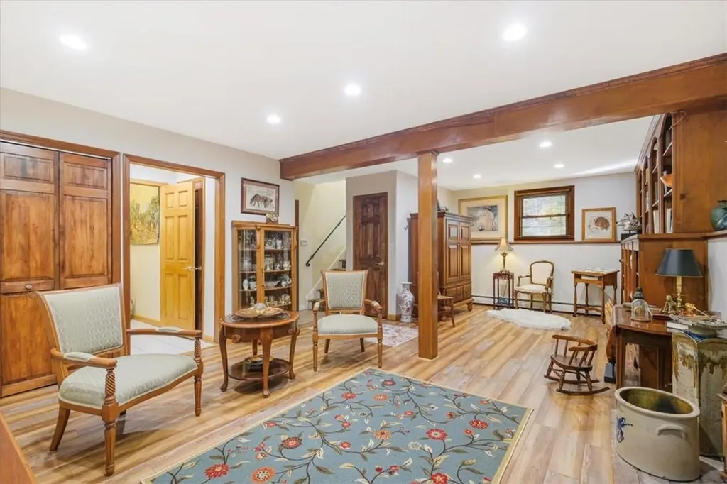 23 Van Dam Road Hyde Park NY 12538