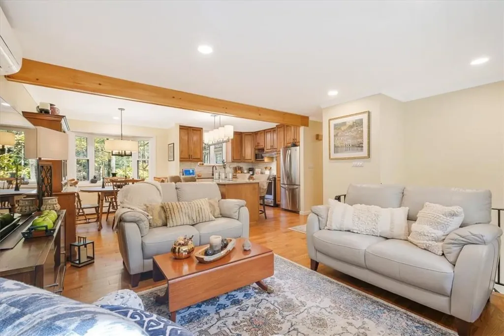 23 Van Dam Road Hyde Park NY 12538