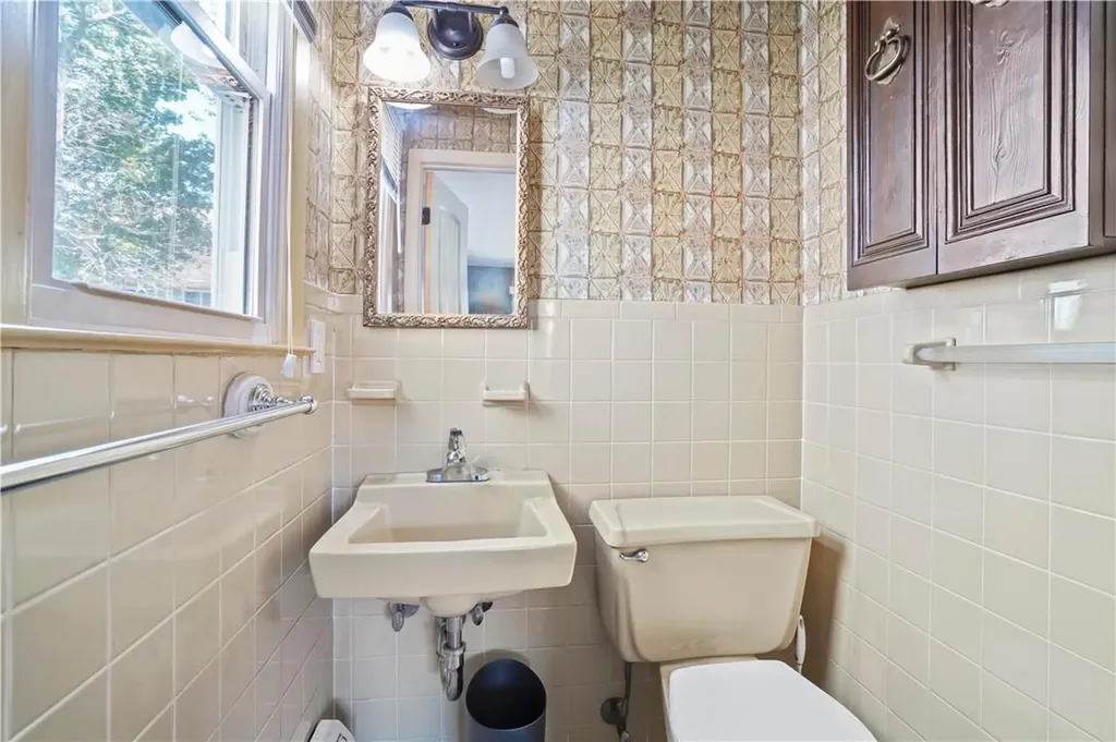 7 Harris Lane Harrison NY 10528