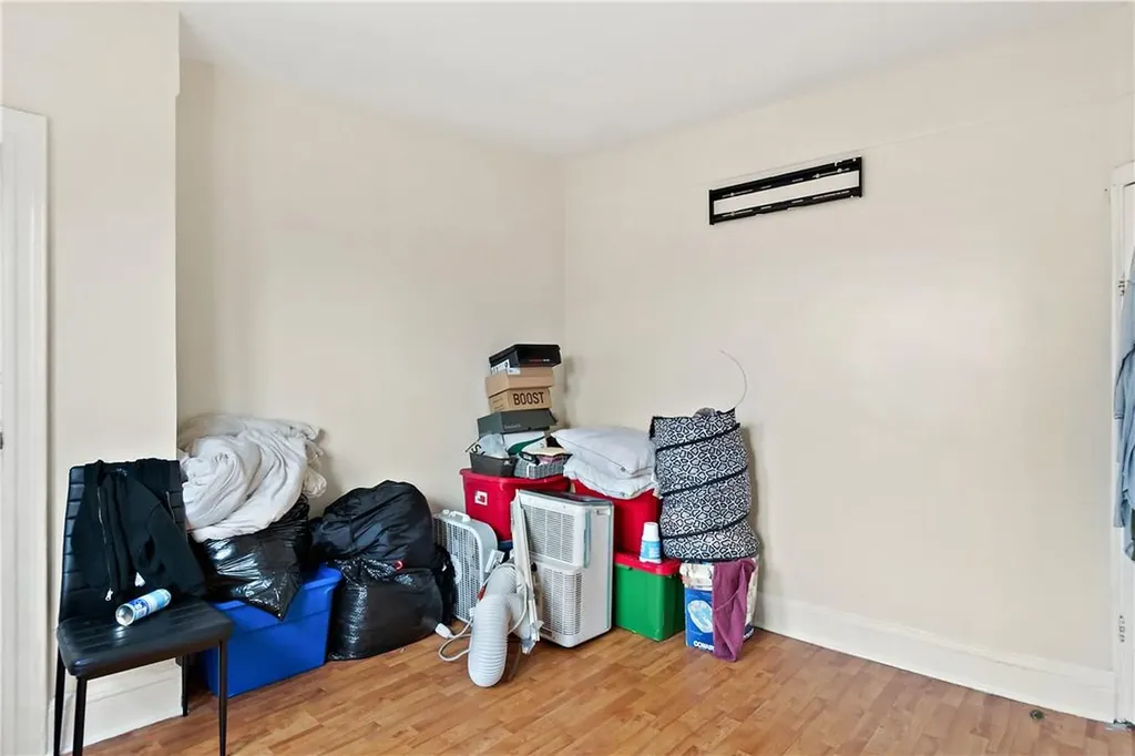 1989 Cruger Avenue Bronx NY 10462
