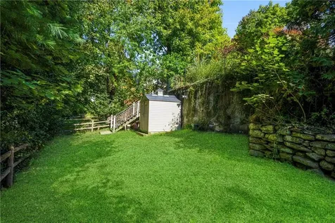 64 Overlook Road New Rochelle NY 10804