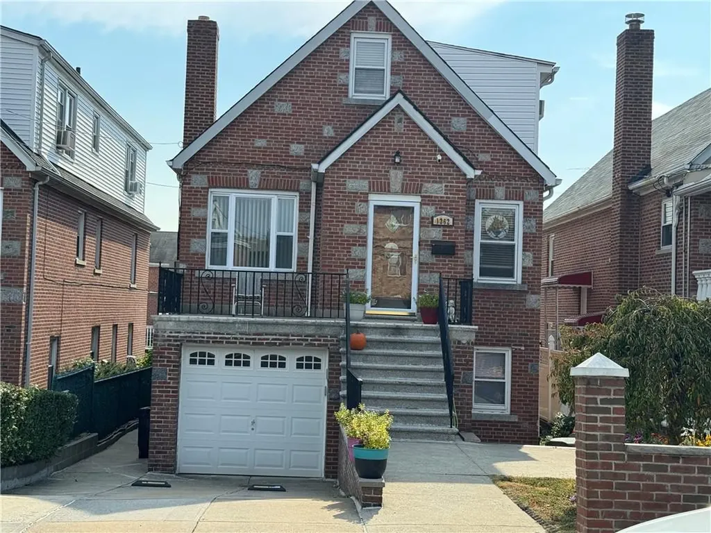 1262 Mace Avenue Bronx NY 10469