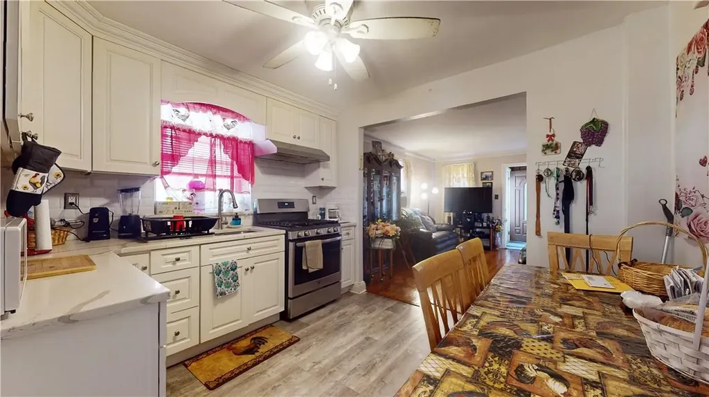 1262 Mace Avenue Bronx NY 10469