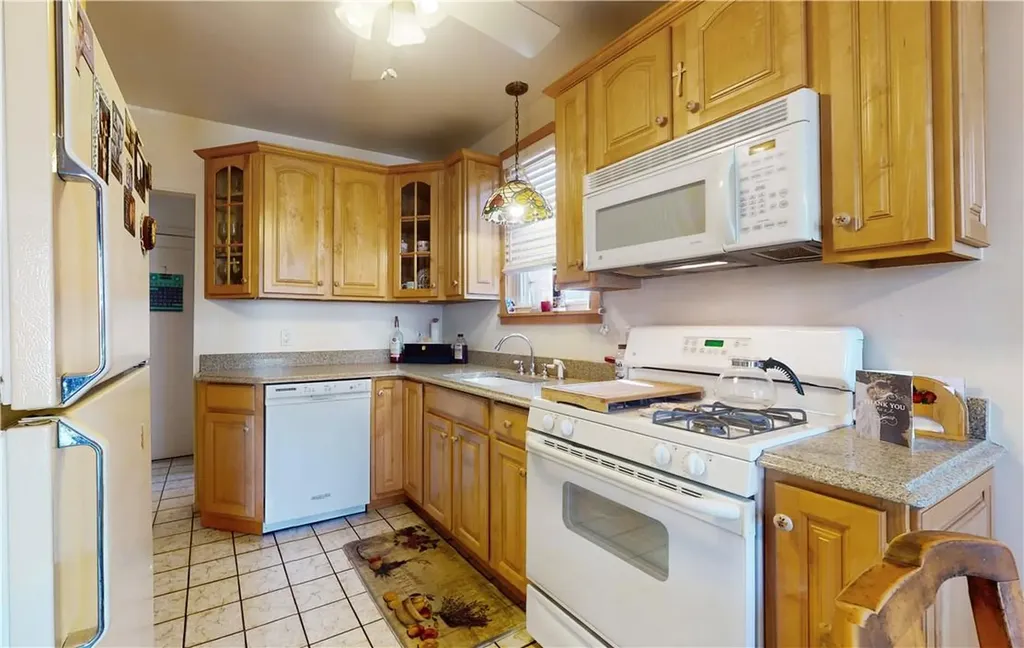 1262 Mace Avenue Bronx NY 10469