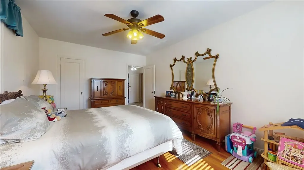 1262 Mace Avenue Bronx NY 10469