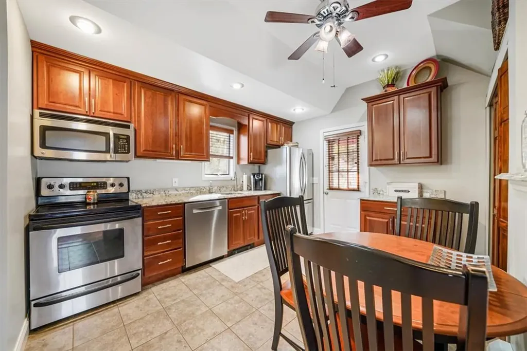 81 W Mombasha Road Monroe NY 10950