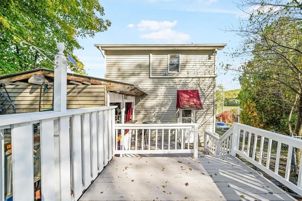 81 W Mombasha Road Monroe NY 10950
