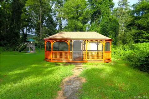 71 Miller Road Hopewell Junction NY 12533