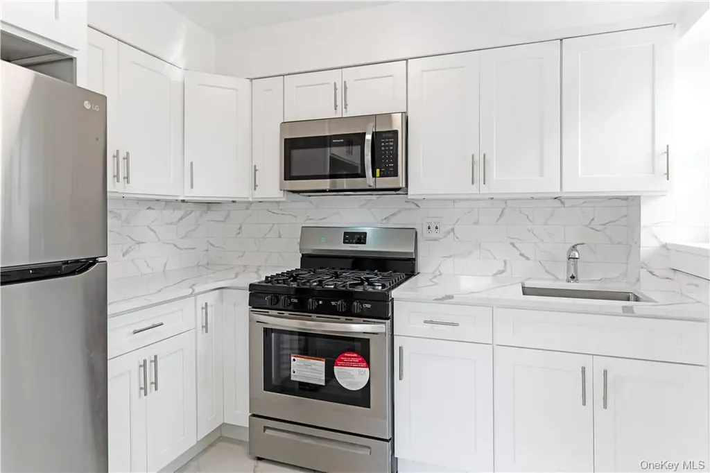 737 Tuckahoe Road Yonkers NY 10710