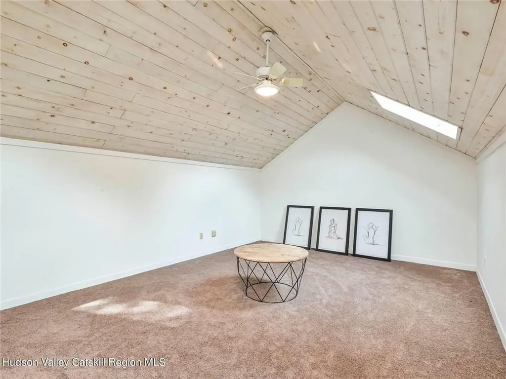 24 Ruby Meadows Road Lake Katrine NY 12449