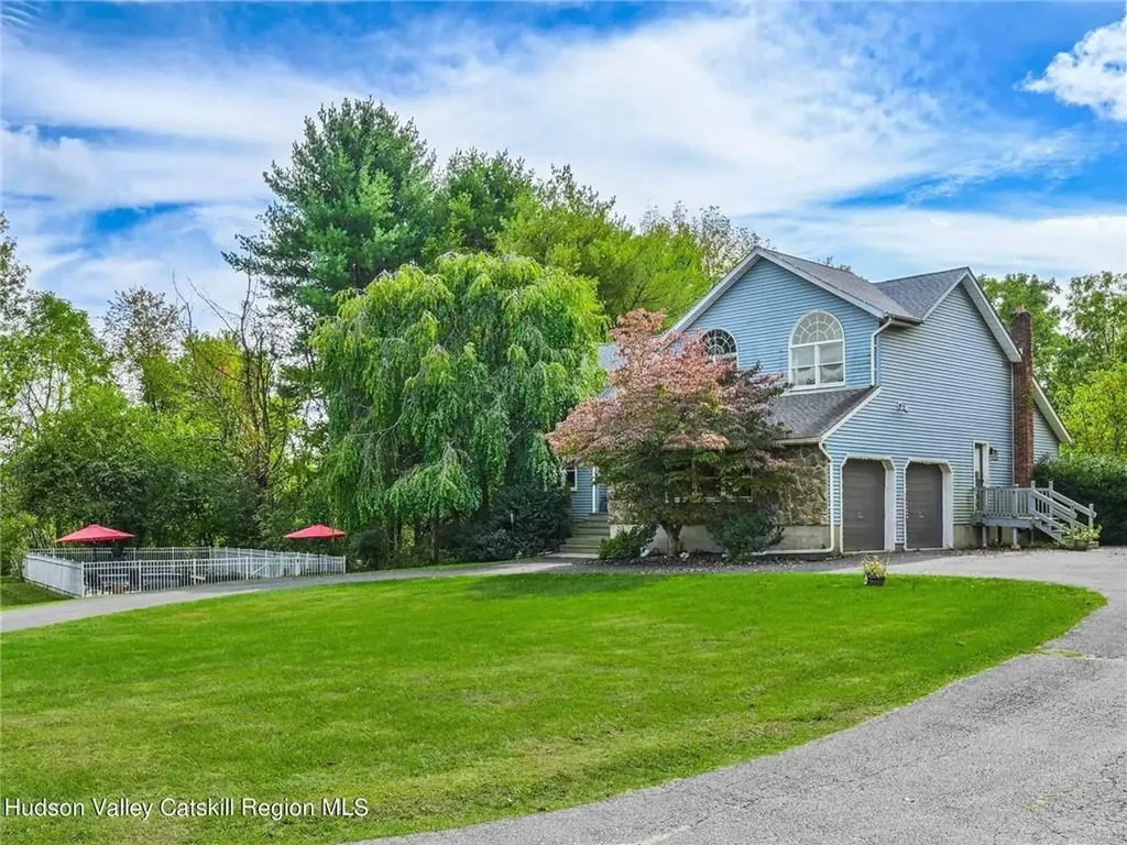 24 Ruby Meadows Road Lake Katrine NY 12449
