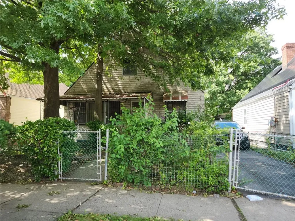 3139 Edson Avenue Bronx NY 10469