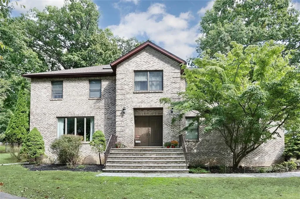 60 S Constitution Drive Tappan NY 10983