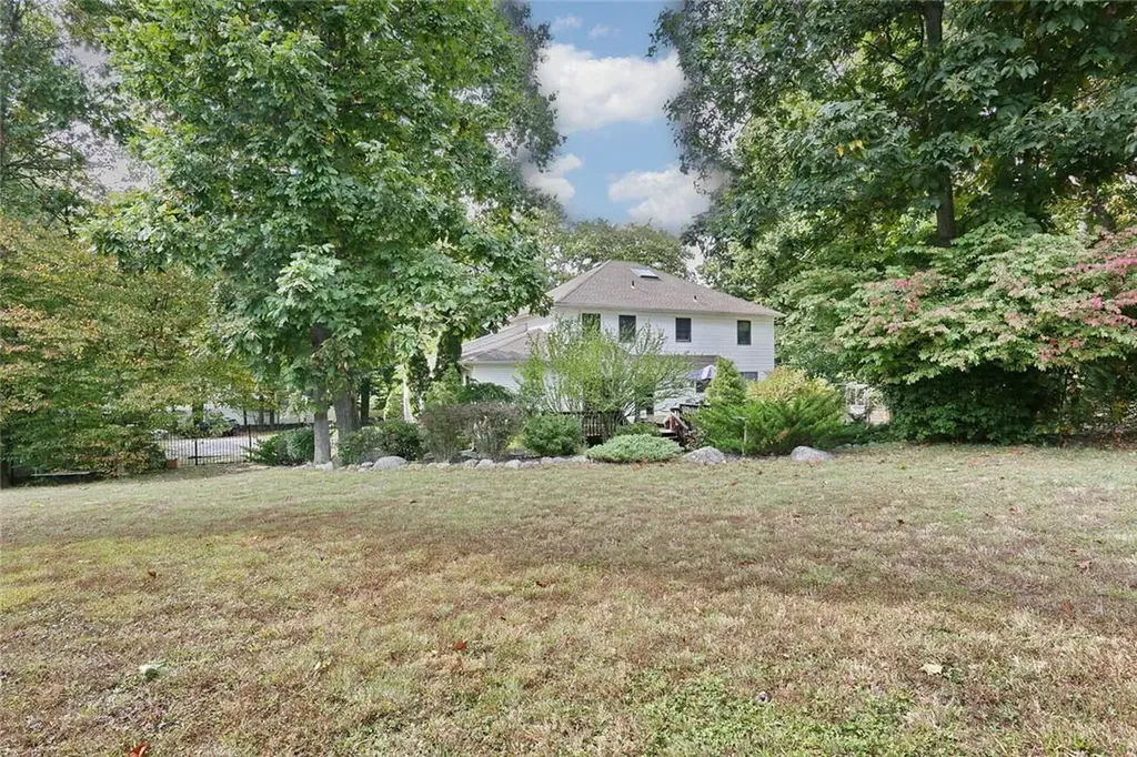 60 S Constitution Drive Tappan NY 10983