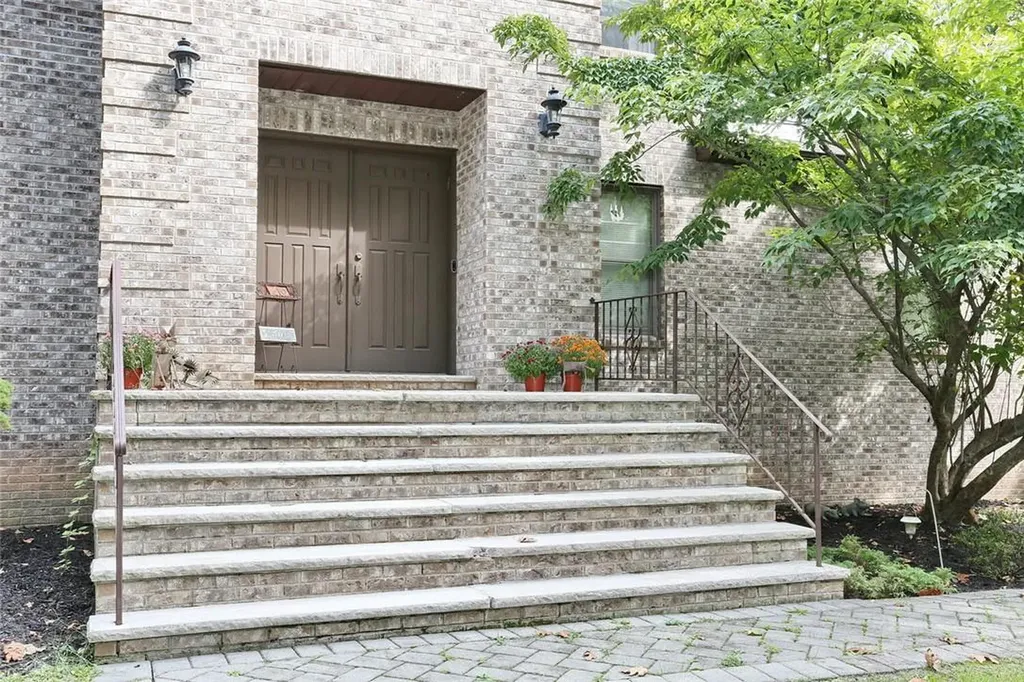 60 S Constitution Drive Tappan NY 10983