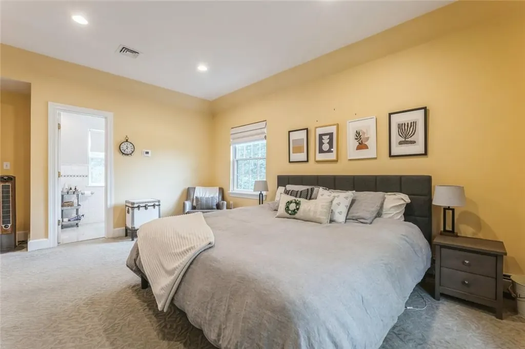 21 Grandview Avenue Suffern NY 10901