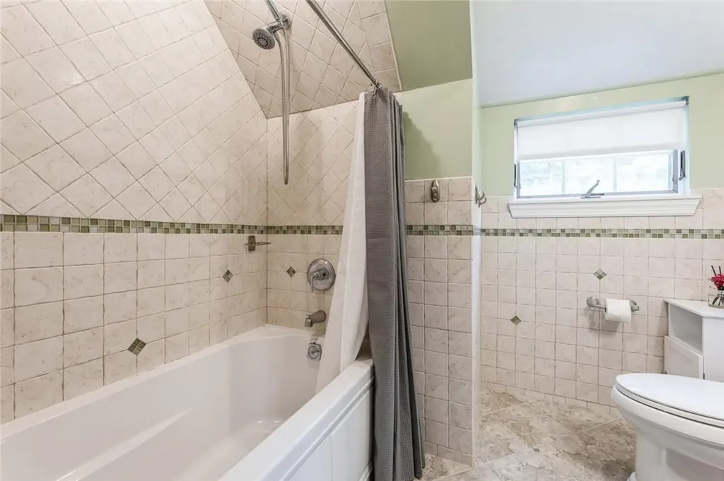 21 Grandview Avenue Suffern NY 10901