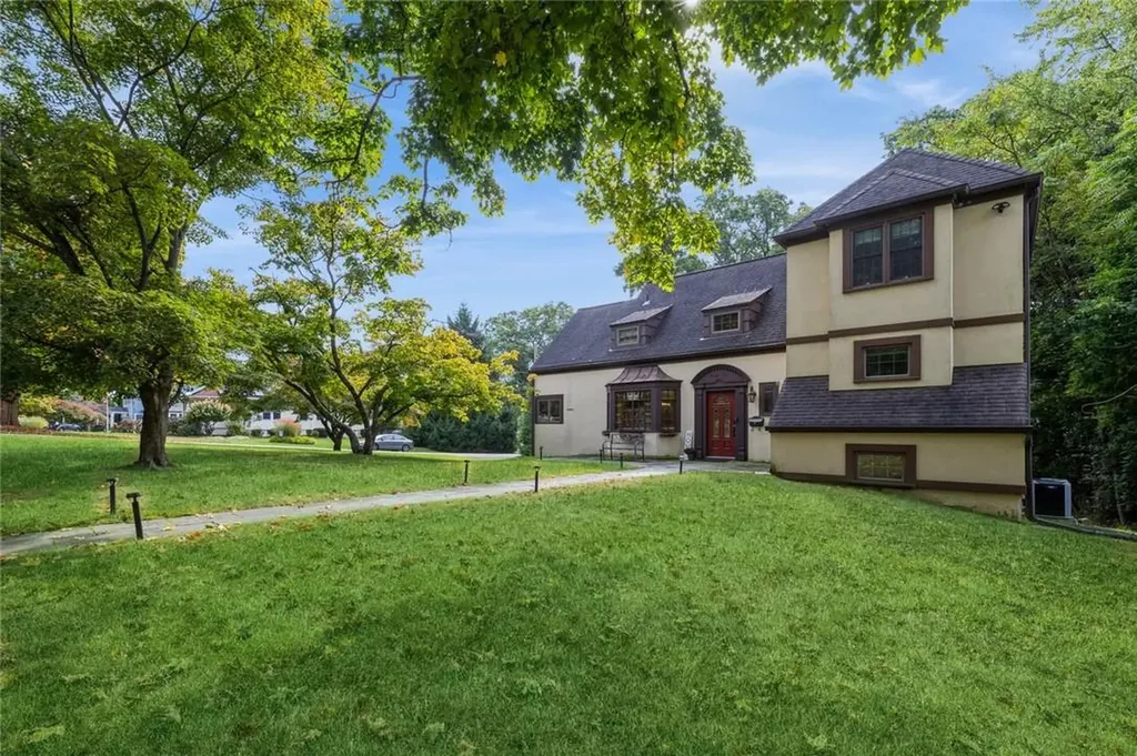 21 Grandview Avenue Suffern NY 10901