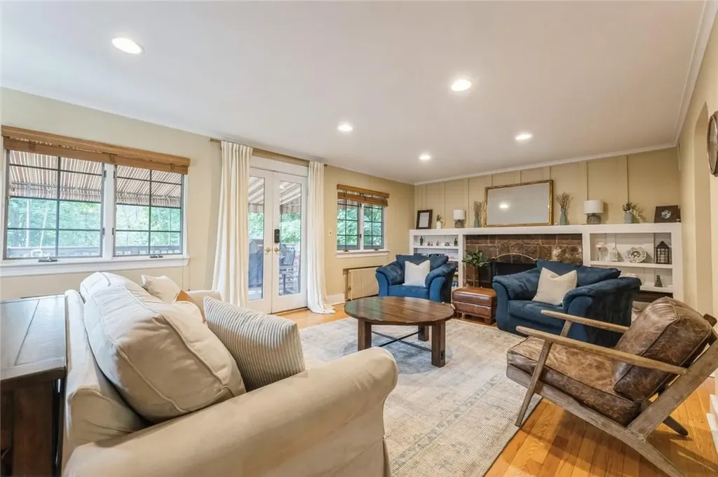 21 Grandview Avenue Suffern NY 10901