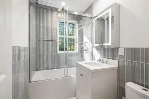 22 Old Lyme Road Scarsdale NY 10583