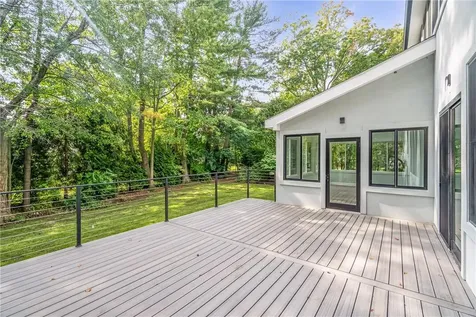 22 Old Lyme Road Scarsdale NY 10583