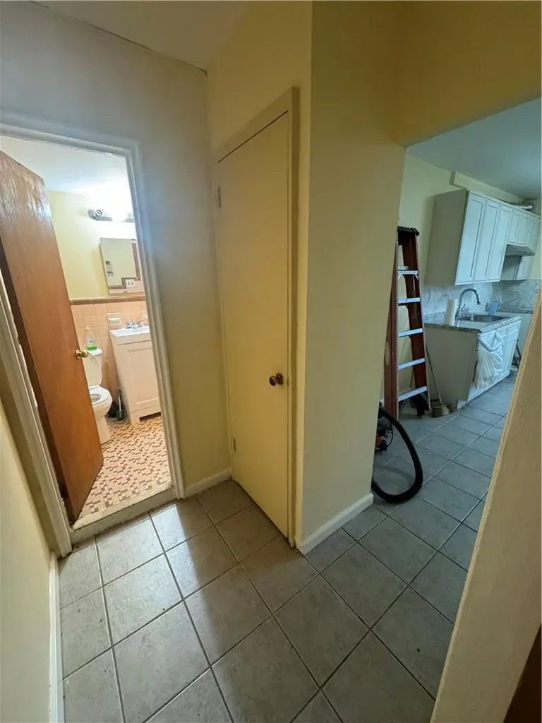 2864 Philip Avenue Bronx NY 10465