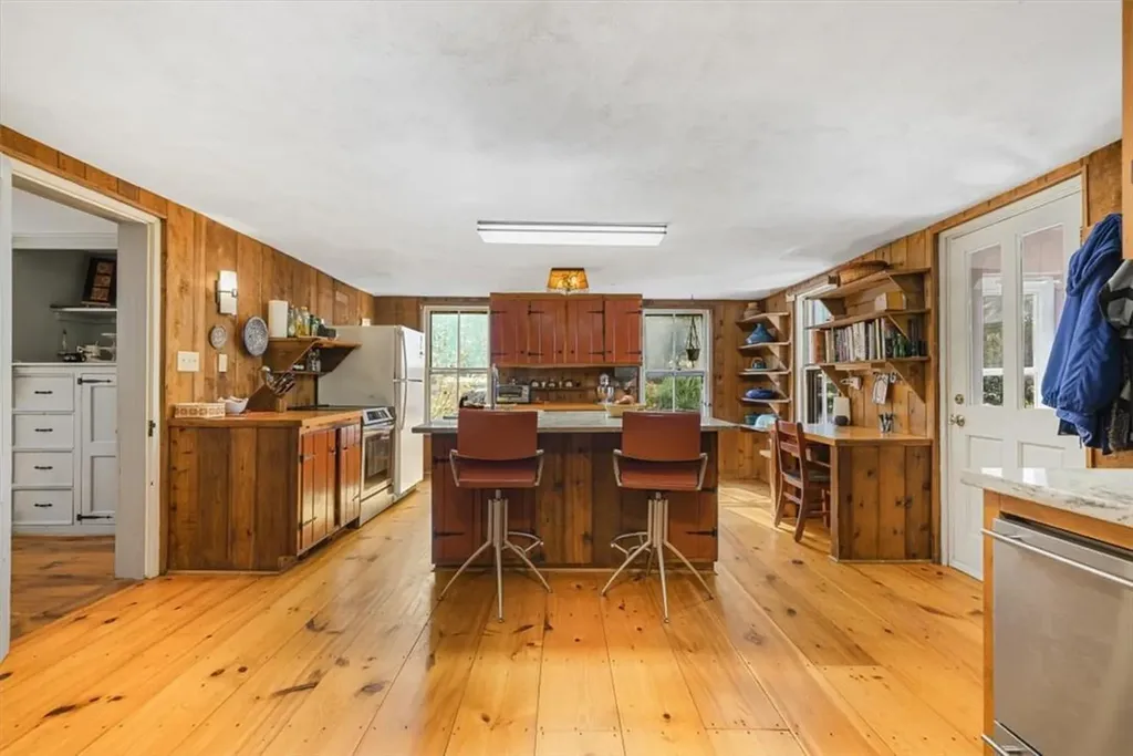 1301 Kings Highway Chester NY 10918
