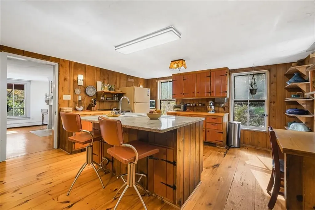 1301 Kings Highway Chester NY 10918
