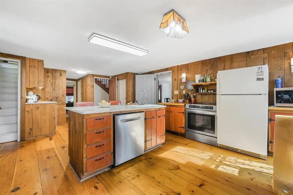 1301 Kings Highway Chester NY 10918
