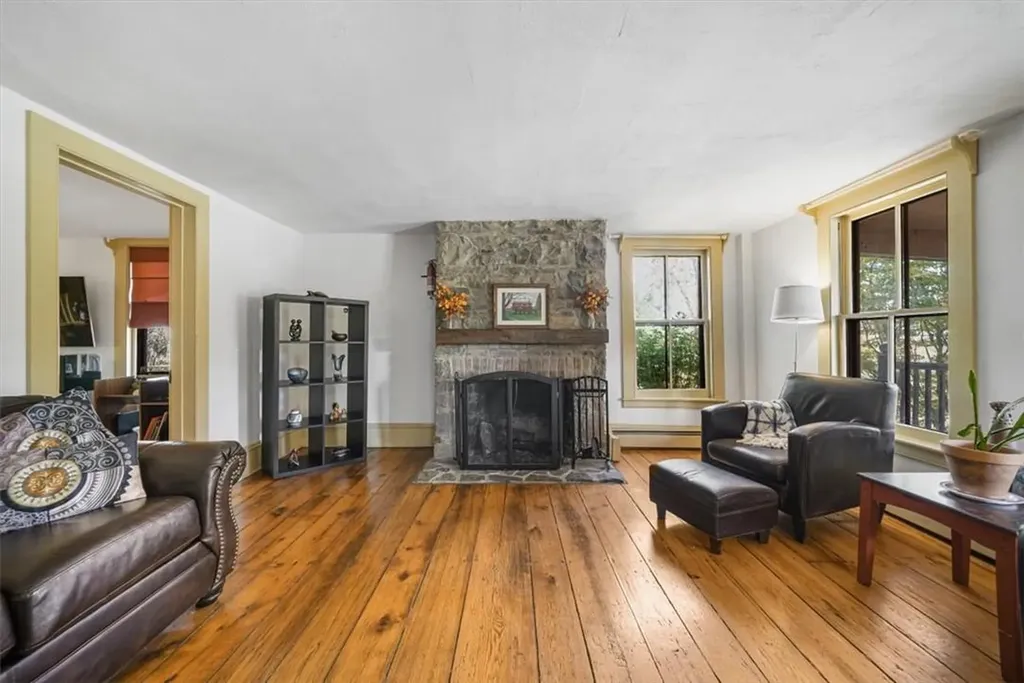 1301 Kings Highway Chester NY 10918