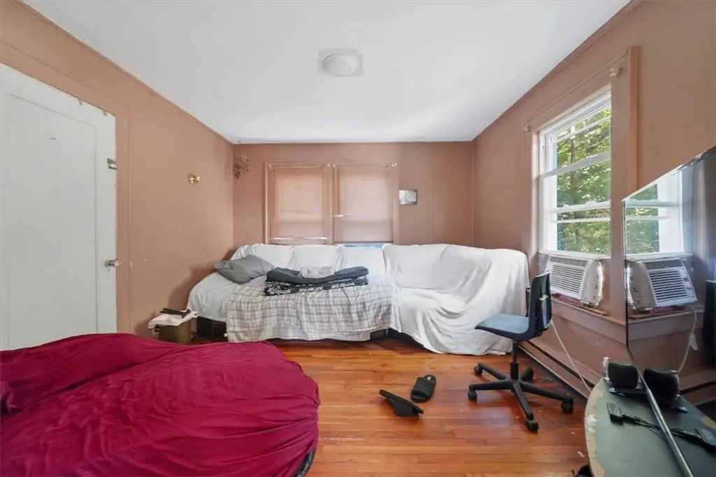 14 Bedford Avenue Monticello NY 12701
