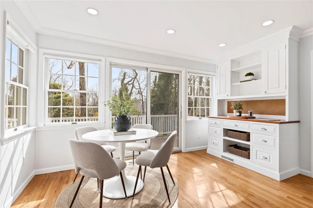 10 Packard Court Rye NY 10580