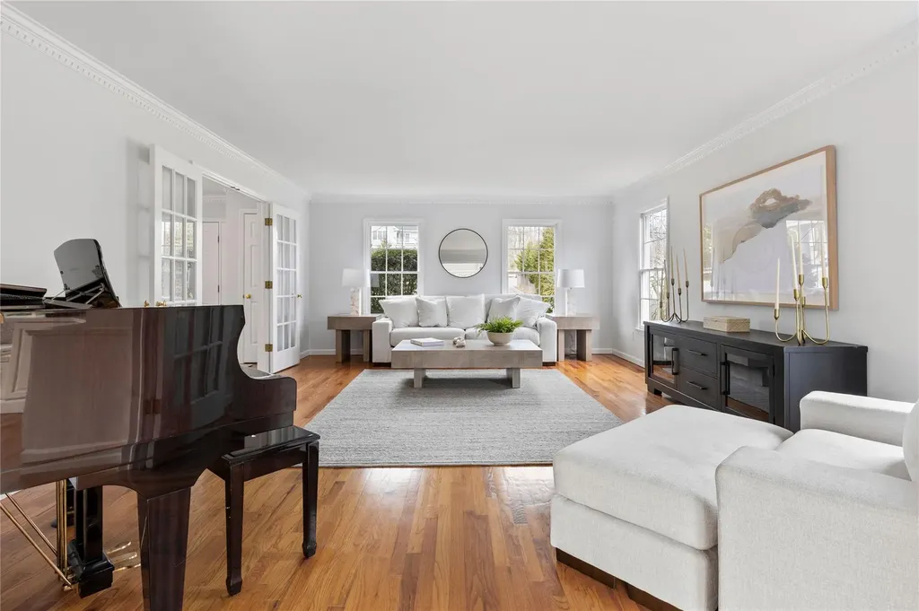 10 Packard Court Rye NY 10580