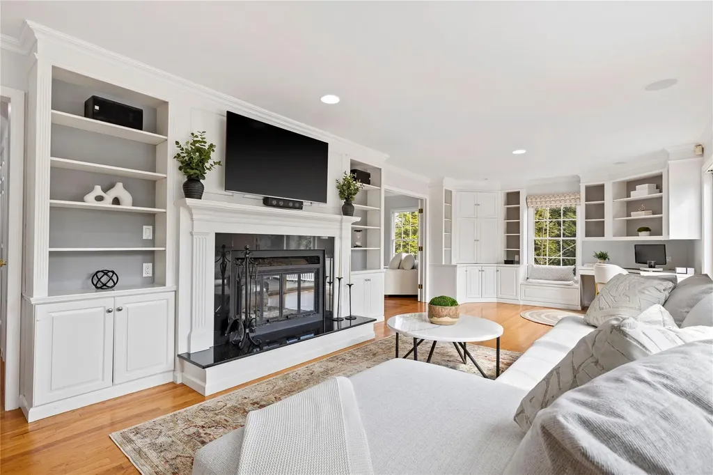 10 Packard Court Rye NY 10580