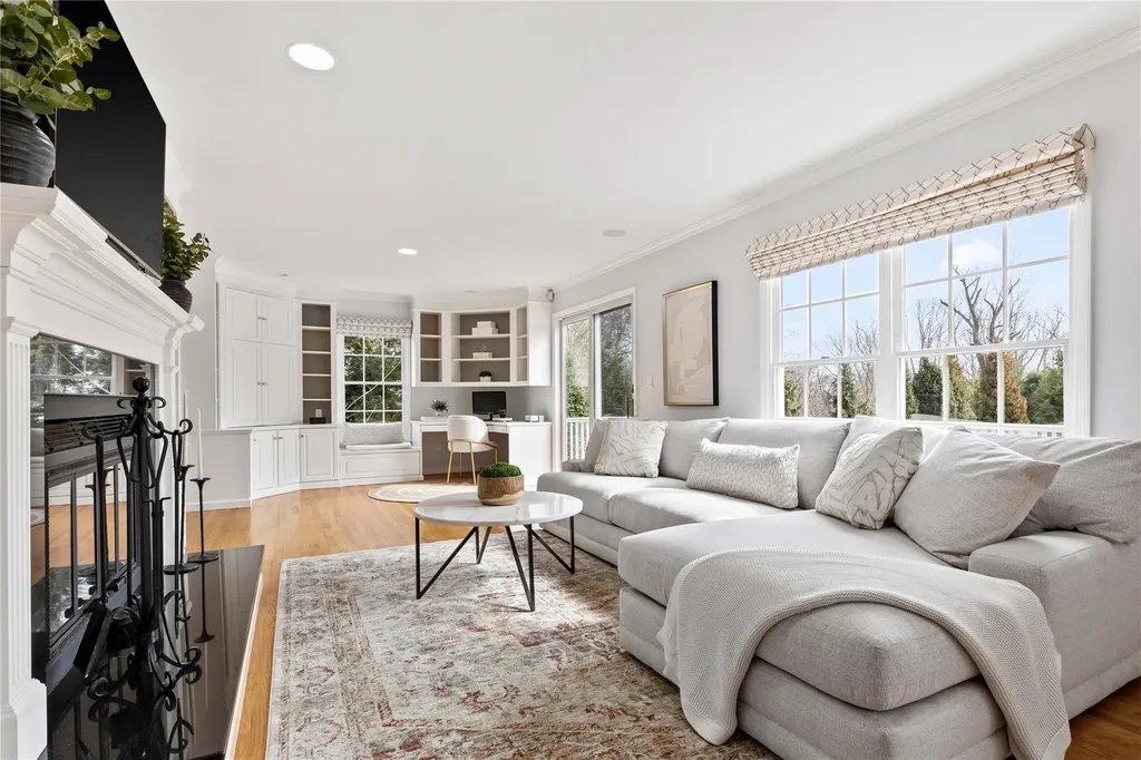 10 Packard Court Rye NY 10580
