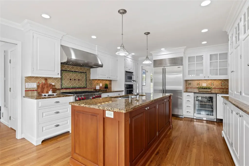 10 Packard Court Rye NY 10580