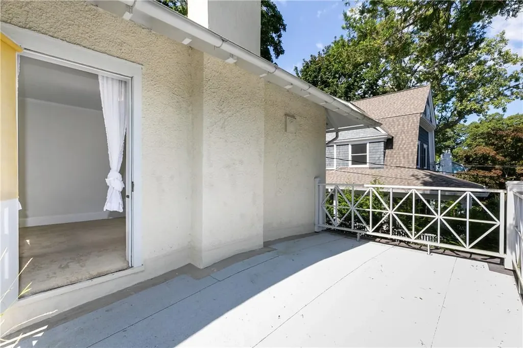 607 Prospect Avenue Mamaroneck NY 10543