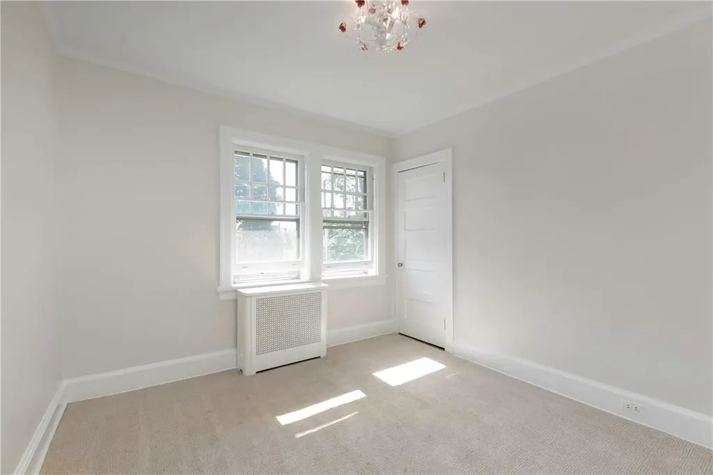 607 Prospect Avenue Mamaroneck NY 10543