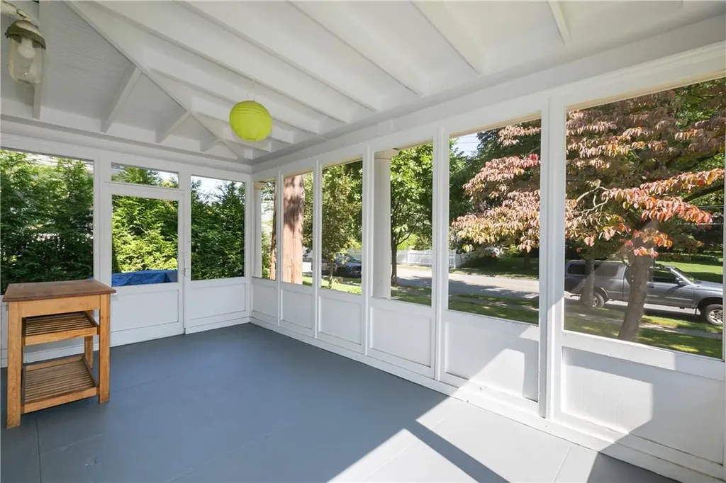 607 Prospect Avenue Mamaroneck NY 10543