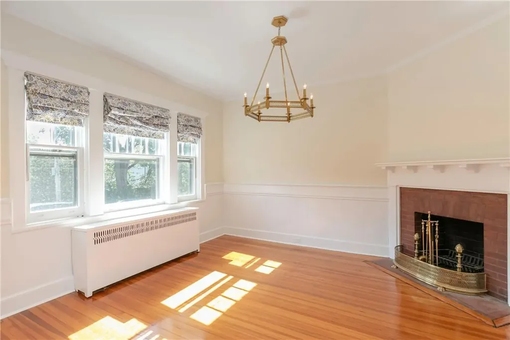 607 Prospect Avenue Mamaroneck NY 10543