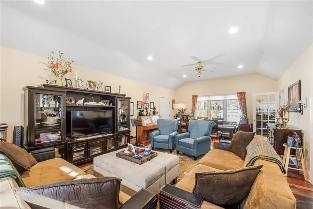 744 Forest Glen Road Monroe NY 10950