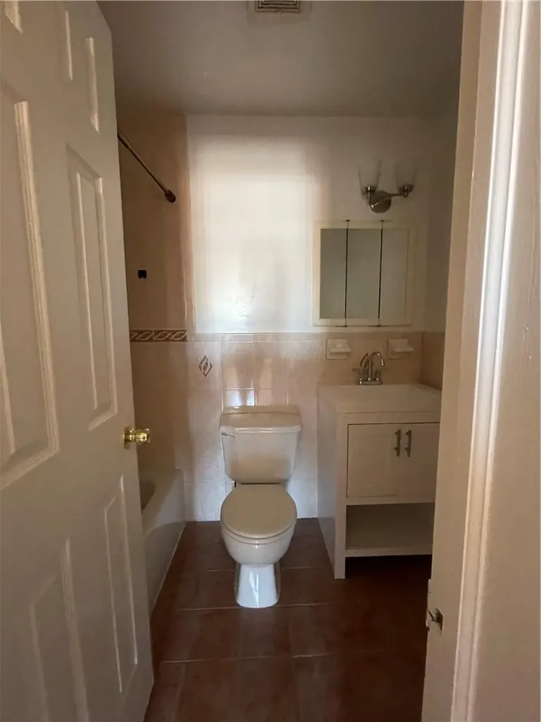 344 Balcom Avenue Bronx NY 10465