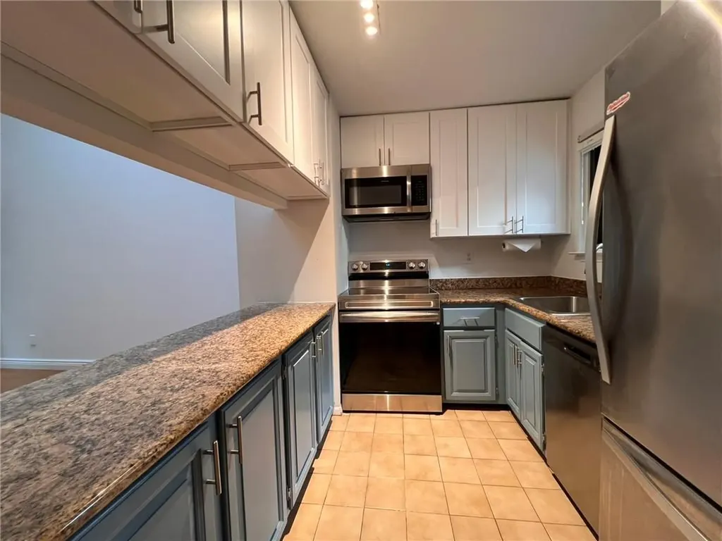 214 Horseshoe Circle Ossining NY 10562