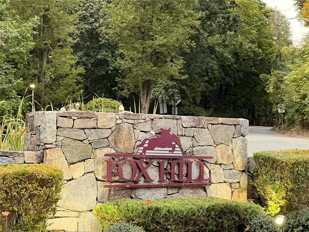 214 Horseshoe Circle Ossining NY 10562