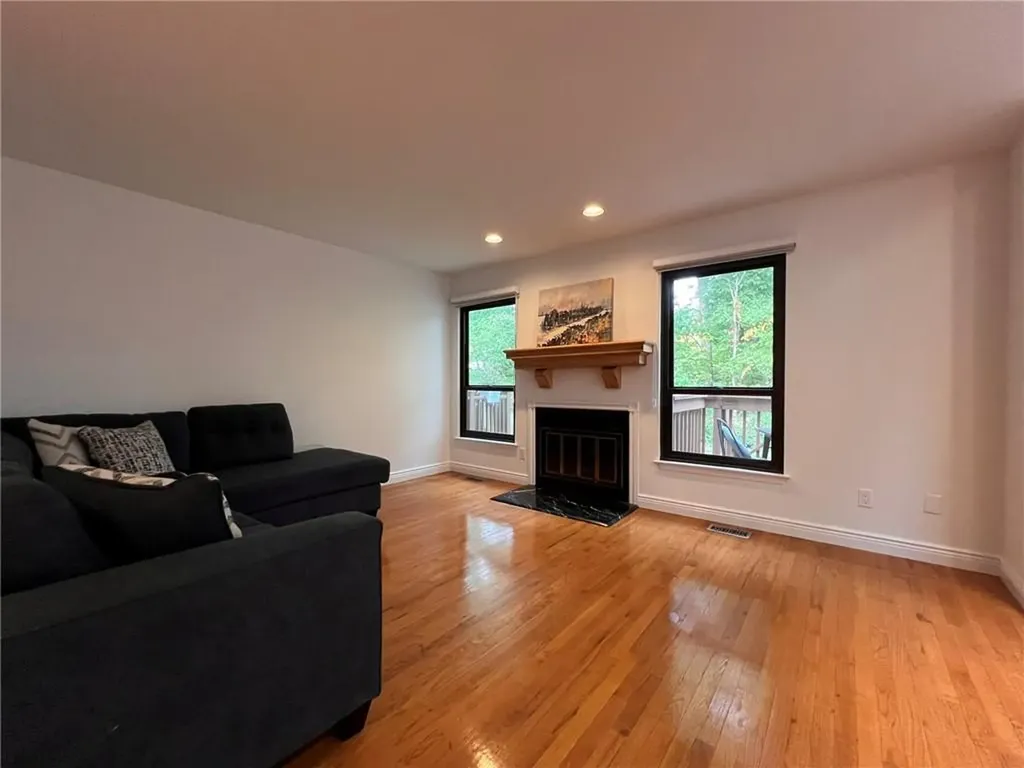 214 Horseshoe Circle Ossining NY 10562