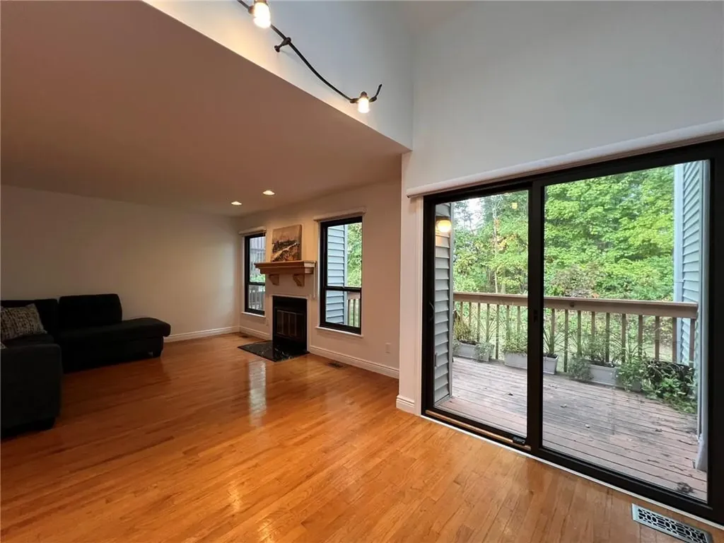 214 Horseshoe Circle Ossining NY 10562