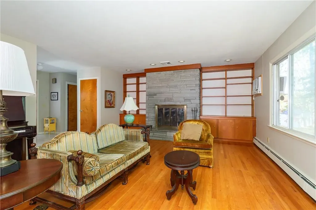 15 Slate Hill Drive Poughkeepsie NY 12603