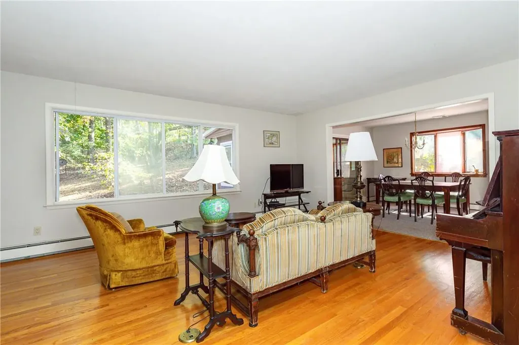 15 Slate Hill Drive Poughkeepsie NY 12603
