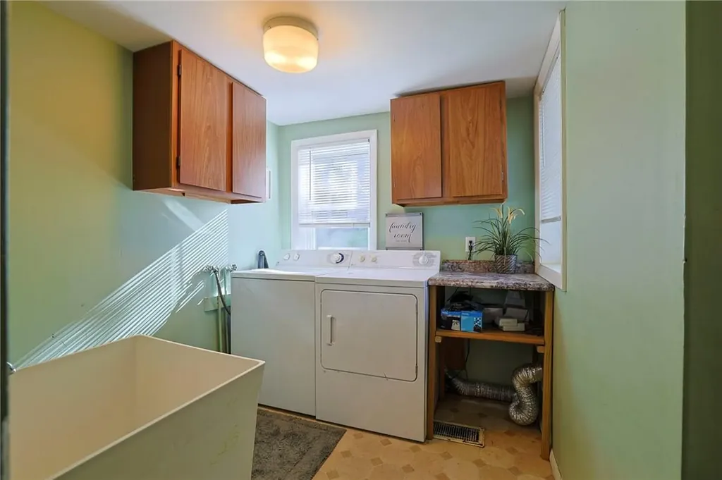 16 Cullen Avenue New Windsor NY 12553