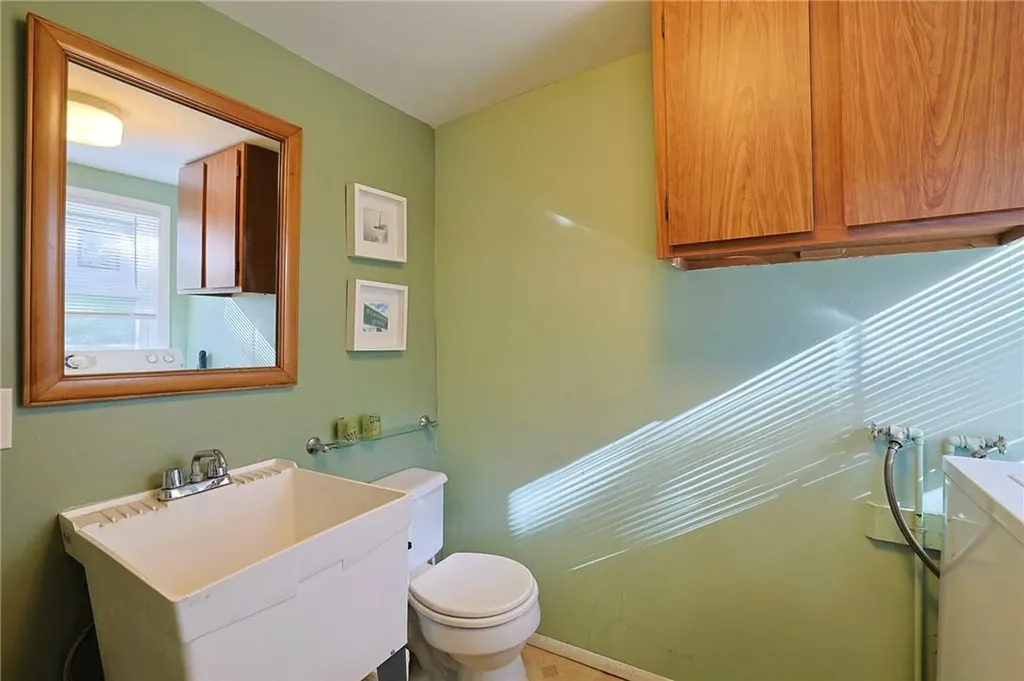 16 Cullen Avenue New Windsor NY 12553